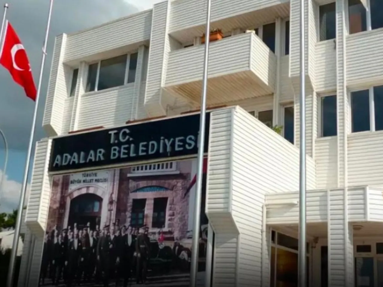 Adalar Belediye Başkanı Ali Ercan Akpolat hakkında tutuklama talebi!