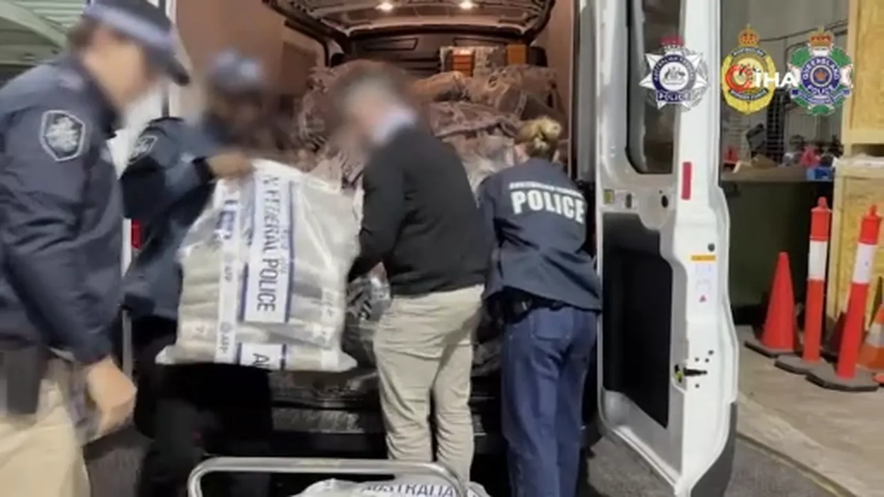Avustralya tarihinin en büyük operasyonu! 2.7 ton uyuşturucu ele geçirildi