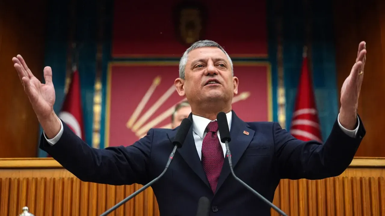 ÖZEL'DEN YENİ HAMLE