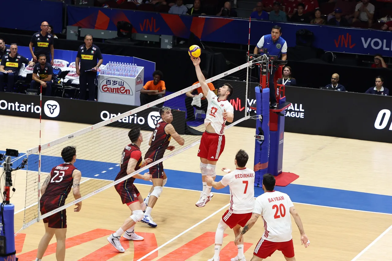 Çin-Türkiye voleybol maçı ne zaman, hangi kanalda? Filenin Efeleri 2026 VNL maç programı
