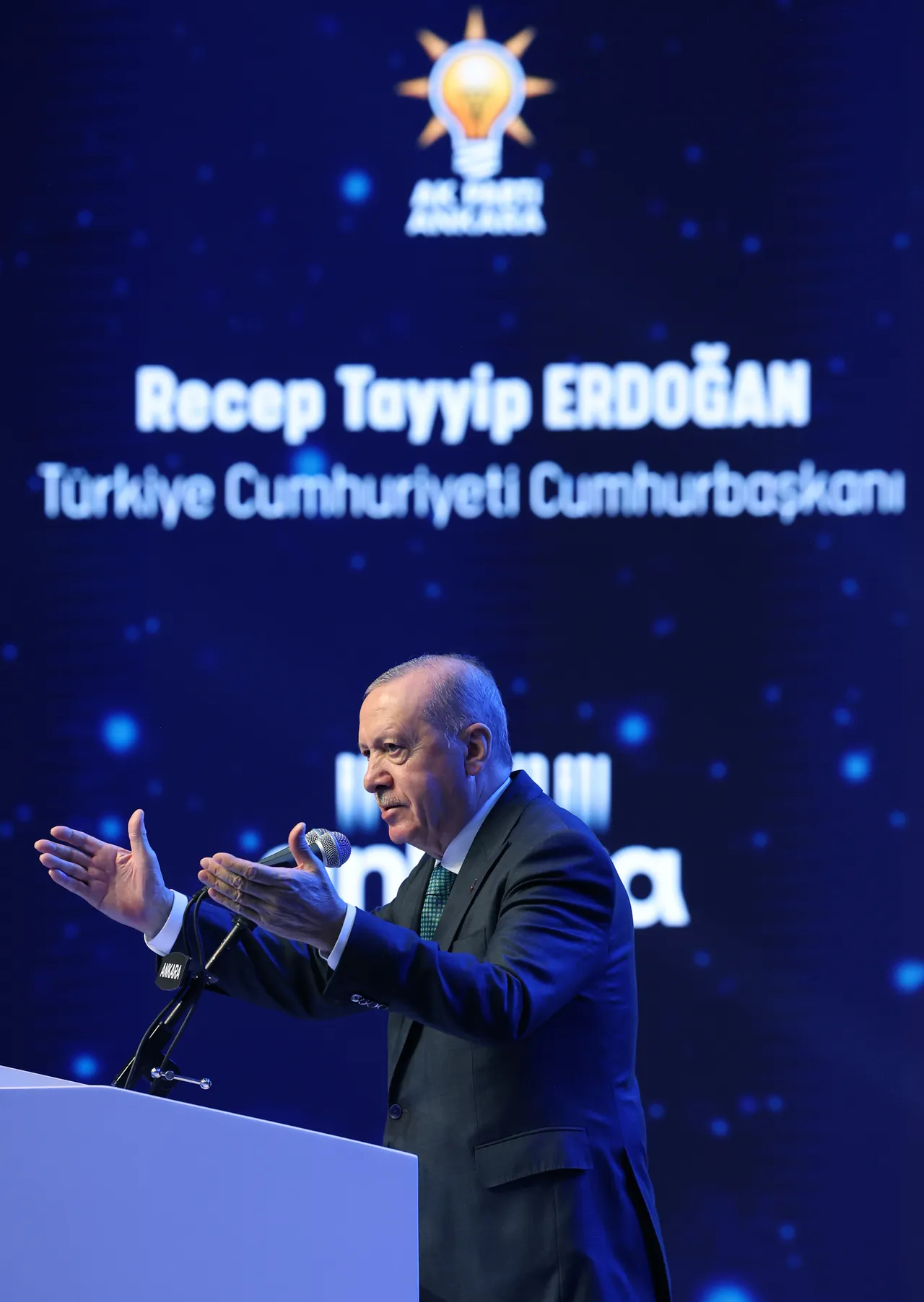 Cumhurbaşkanı Erdoğan'dan dikkat çeken sözler: Muhalefet koltuk kavgasında!