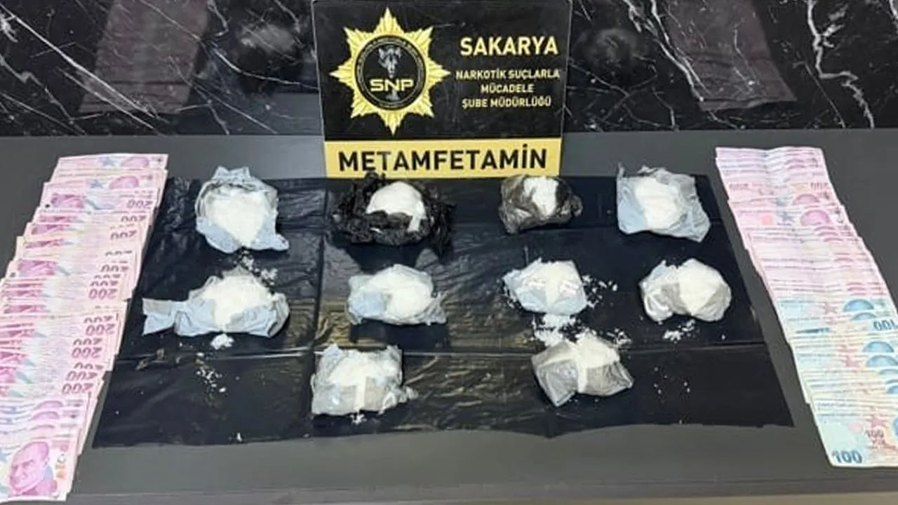 İstanbul'dan yola çıktı, gişelerde uyuşturucuyla yakalandı