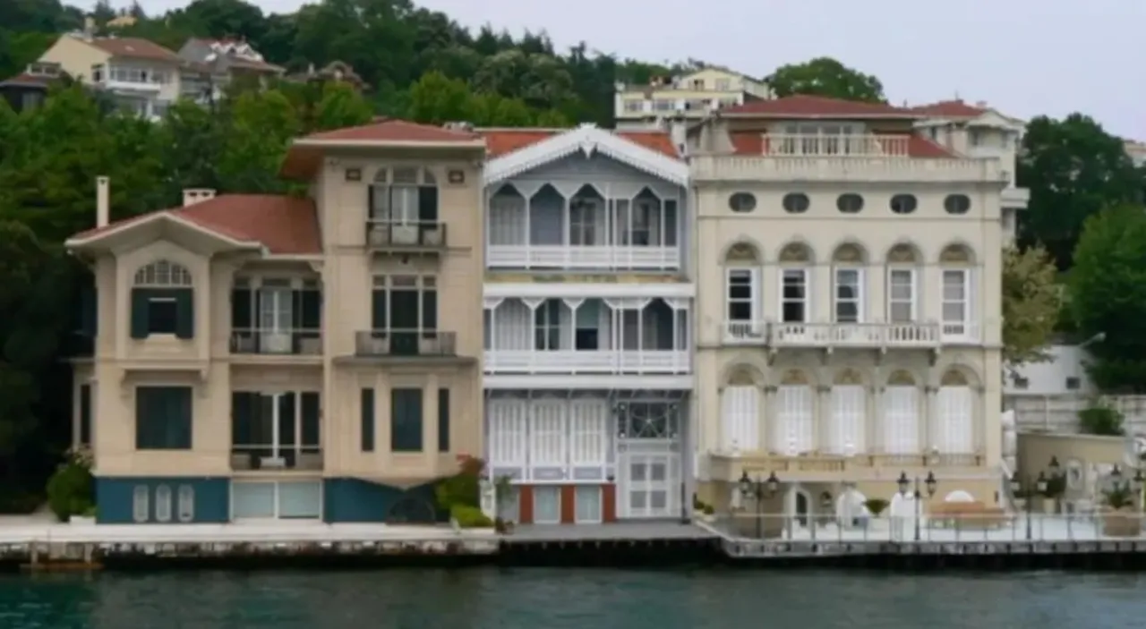 Sosyete bu skandalları konuşuyor! Annesini gizlice defnetti, kardeşleri akıl sağlığı davası açtı