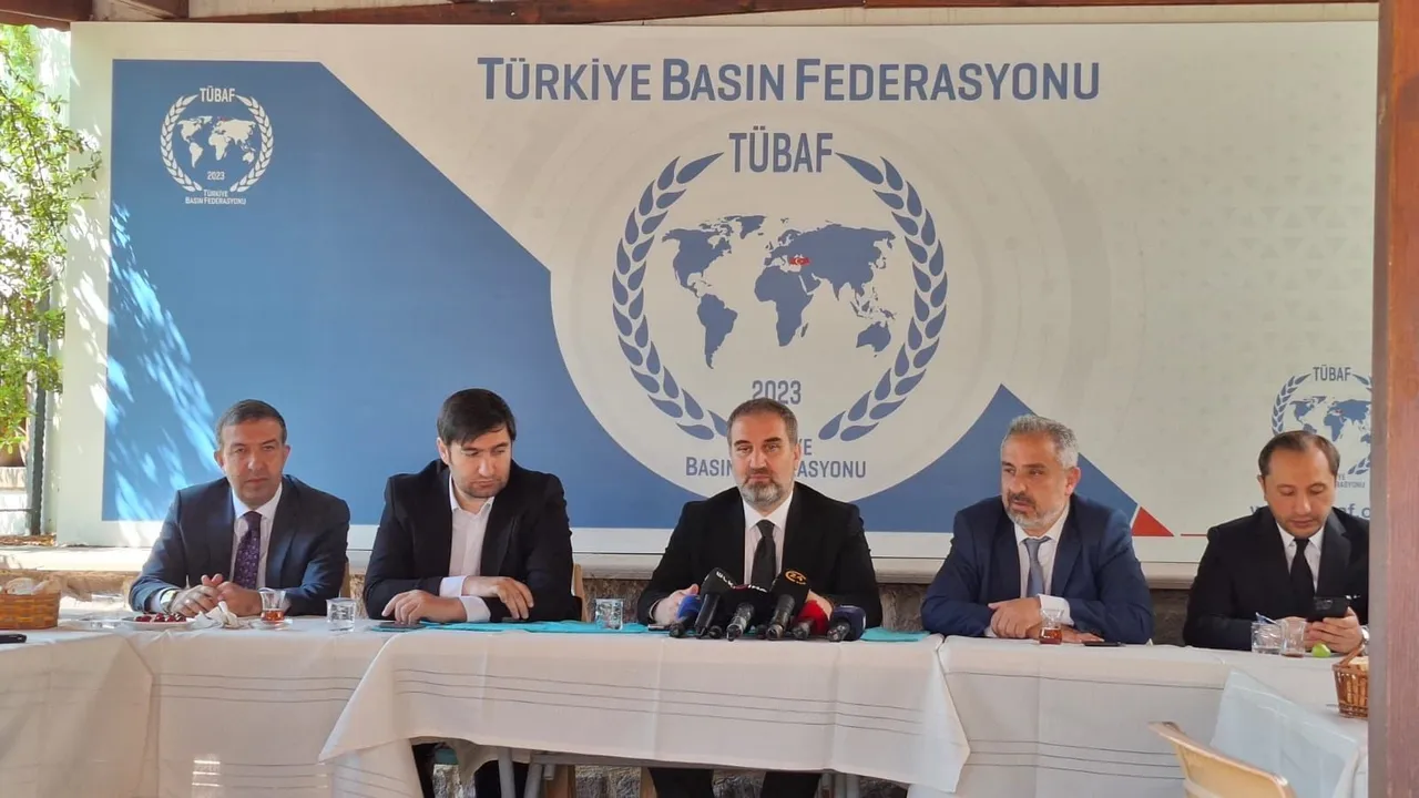 AK Parti'nin masasındaki son anket! Yükseliş sürüyor