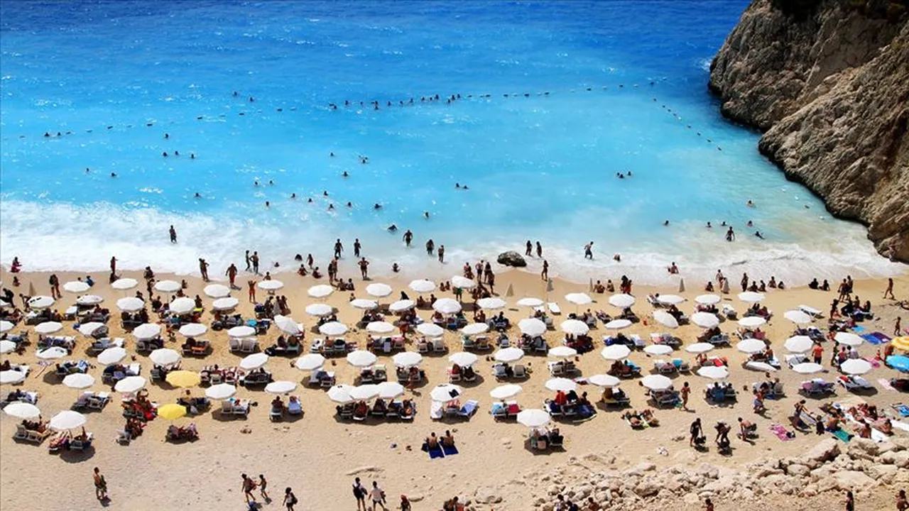 Antalya ilk 5 ayda 4,8 milyon ziyaretçi ağırladı: Turizmde rekor umudu arttı