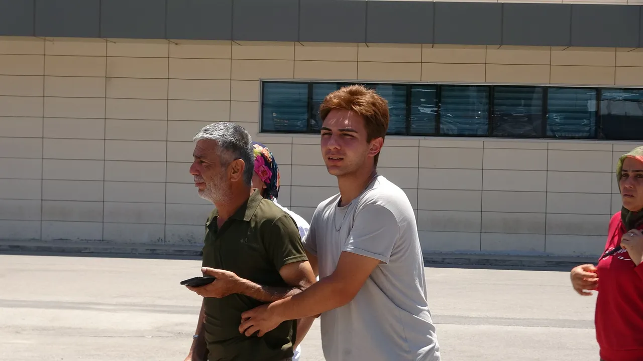 Çocuklarını okuldan almaya gidiyordu! Feci kazada can verdi