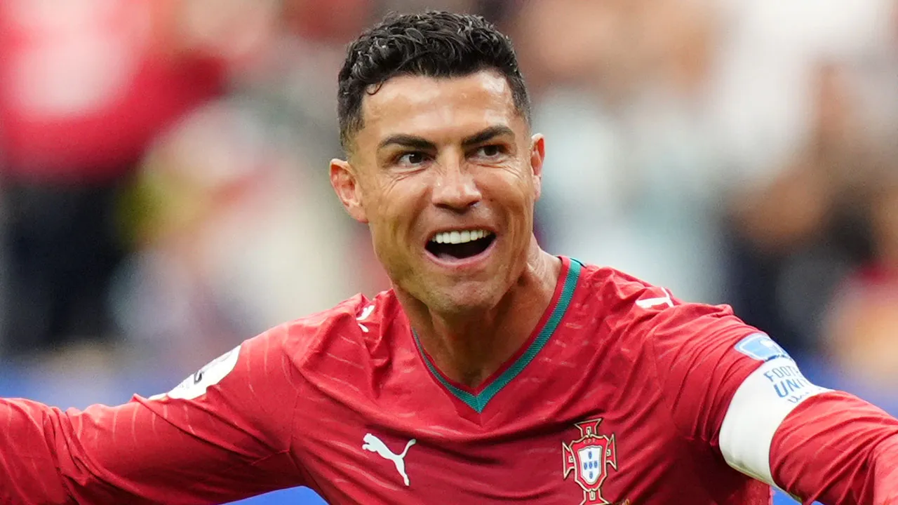 Cristiano Ronaldo'dan Lionel Messi'ye nazire: İki gol, üç rekor!