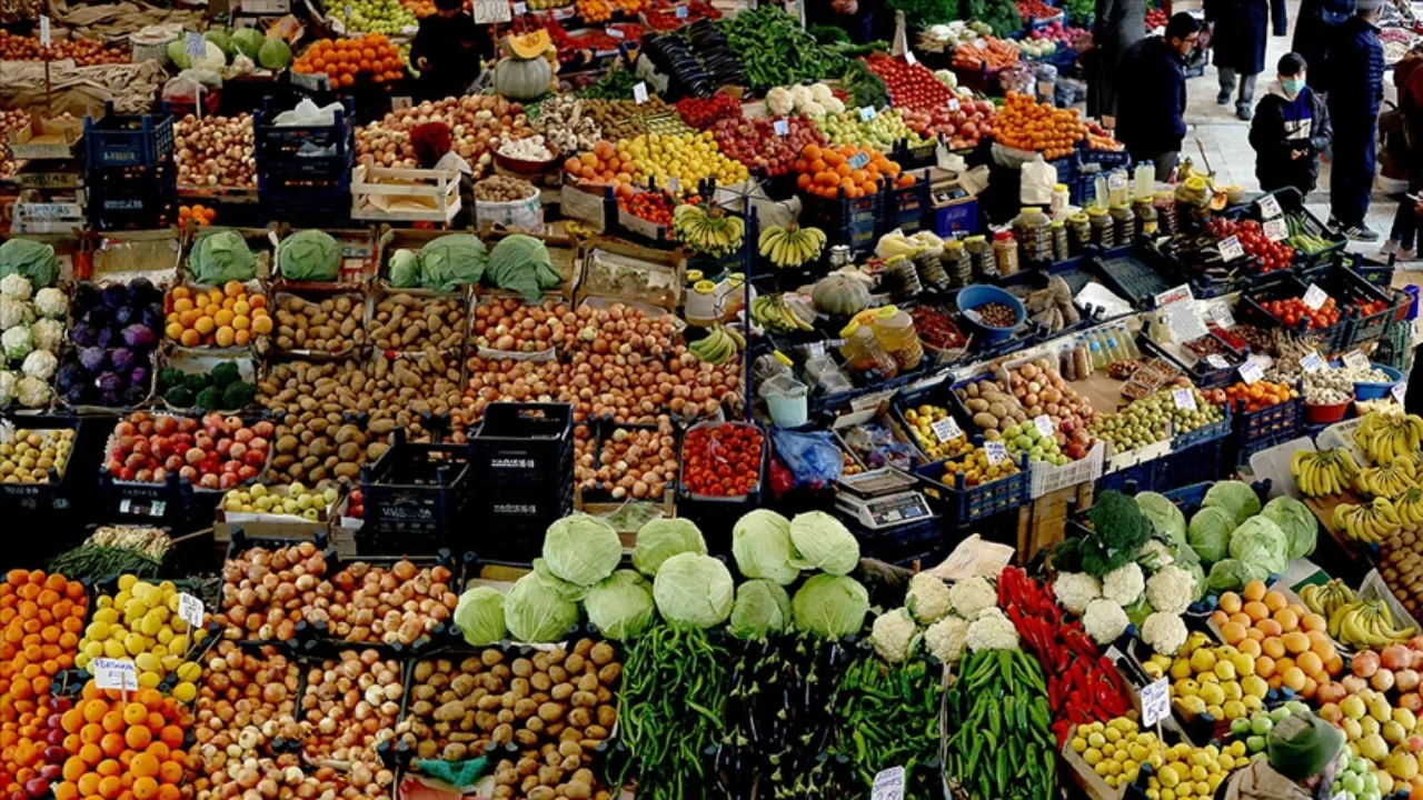 Enflasyonda büyük kırılma! Yazın vazgeçilmezi %42 ucuzladı