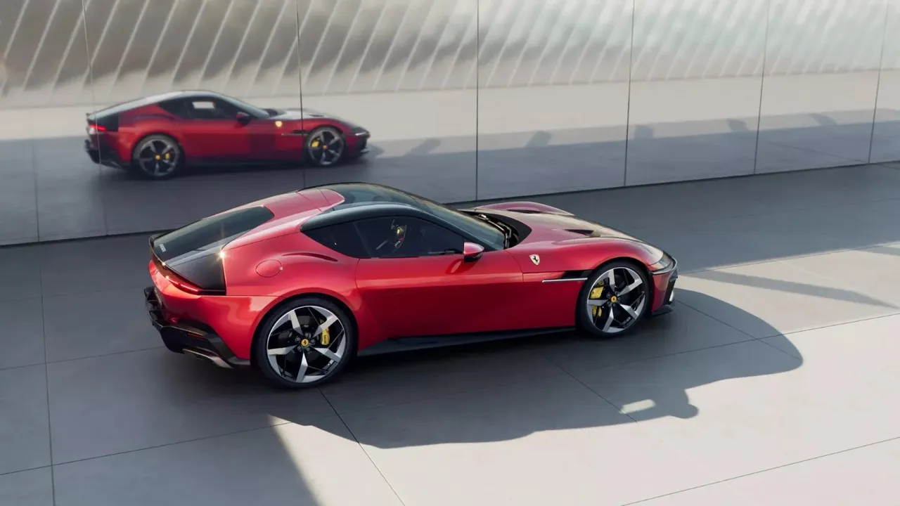 Ferrari’den sürpriz hazırlığı: Manuel ve otomatik vites bir arada olabilir