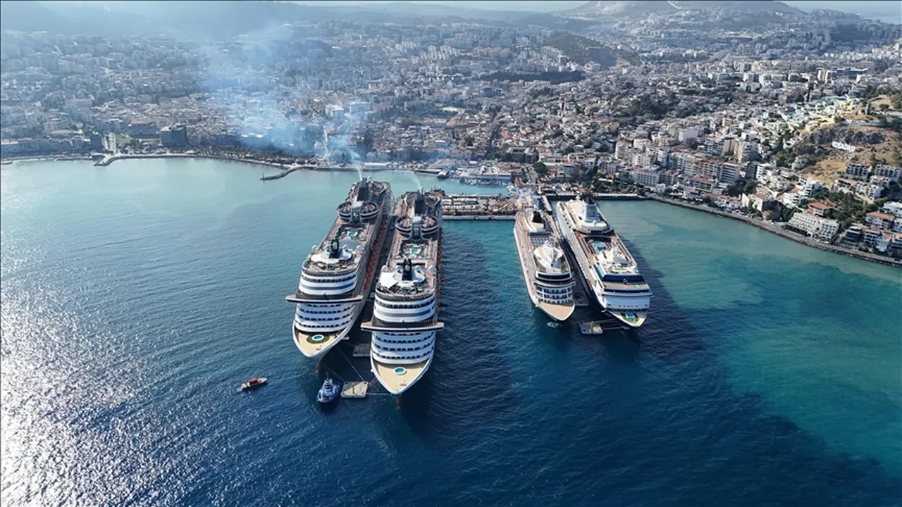 Mayısta 258 bin turist geldi! Kruvaziyer gemi ve yolcu sayısı 14 yılın zirvesinde