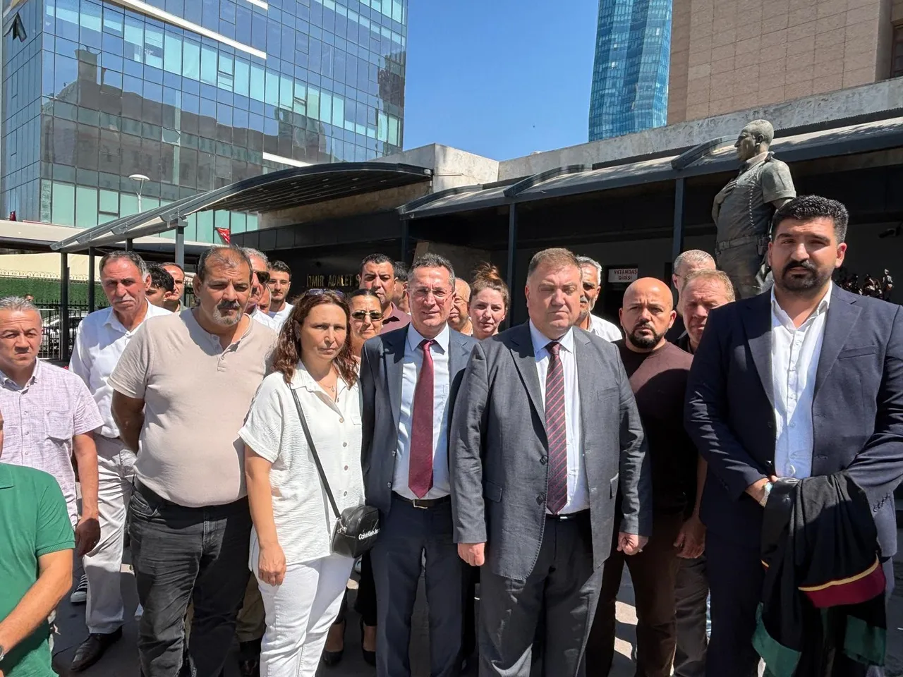 Taksiciyi öldürüp aracında kadınla alem yapmıştı! Mahkemede "Köpek gibi pişmanım" dedi