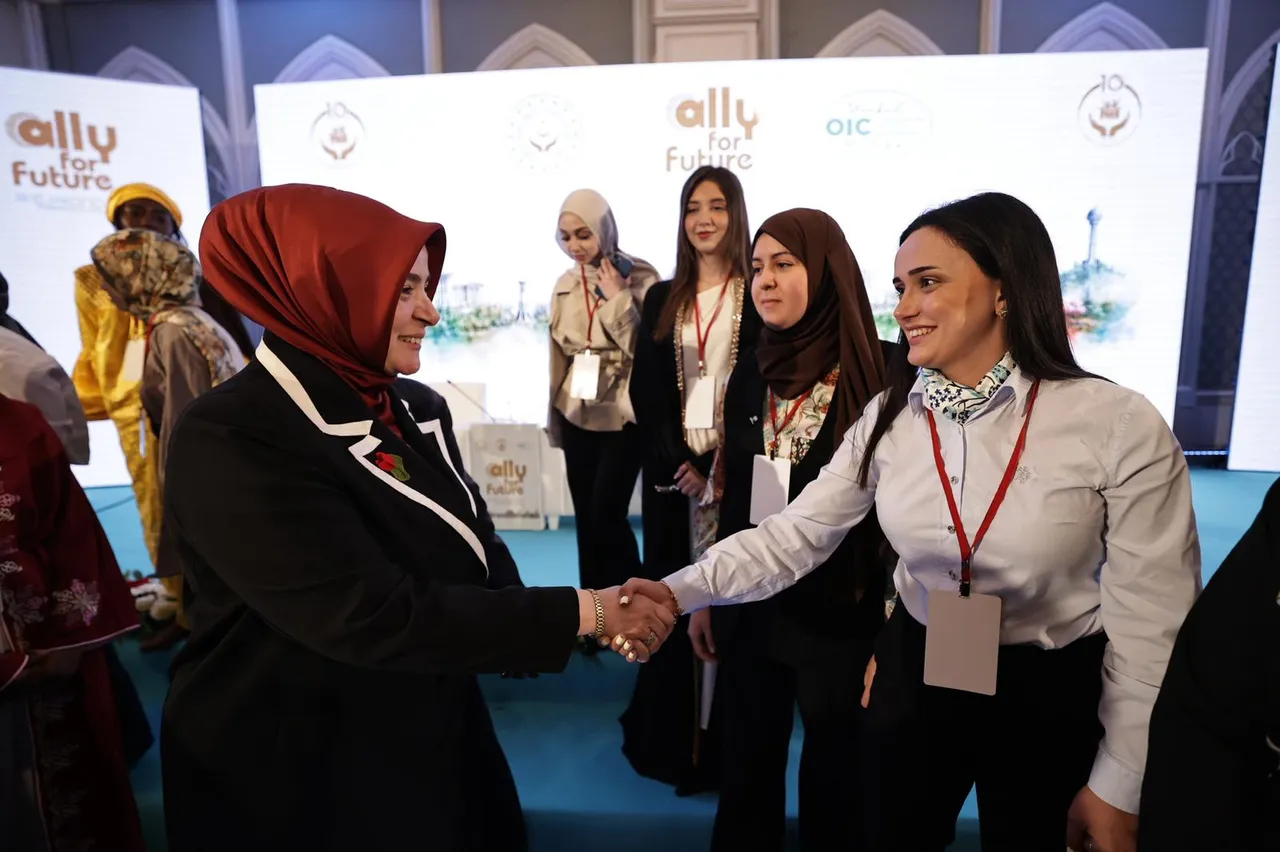 Tuğba Işık Ercandan genç kadın liderlere çağrı: Geleceğin şekillenmesinde aktif rol alın