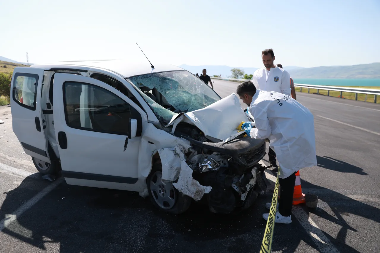 Van'da feci kaza: 1 jandarma personeli şehit oldu, 5 kişi yaralandı