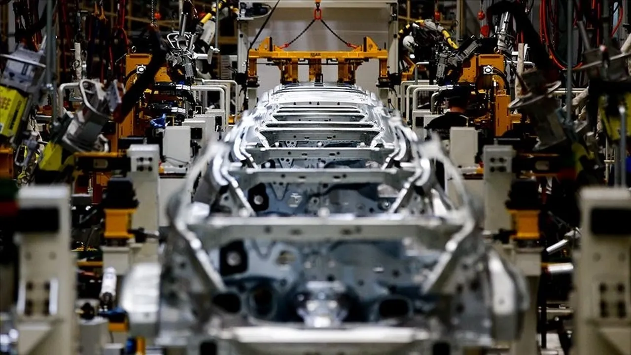 50 robot aldı, 1.000 kişiyi işten çıkardı! Otomotiv devinde işçi kıyımı