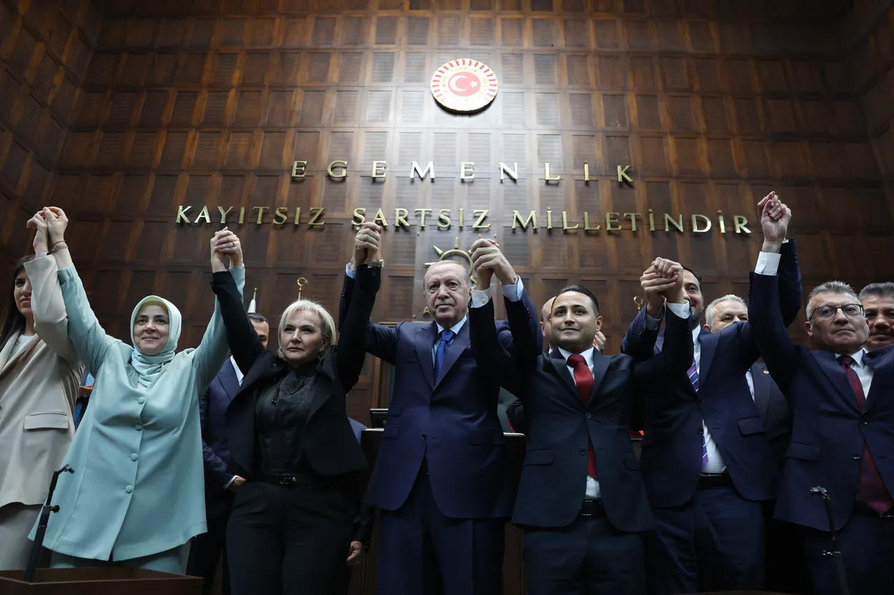 Cumhurbaşkanı Erdoğan'dan CHP'ye uyarı: Yönetim krizi siyaseti felç ediyor