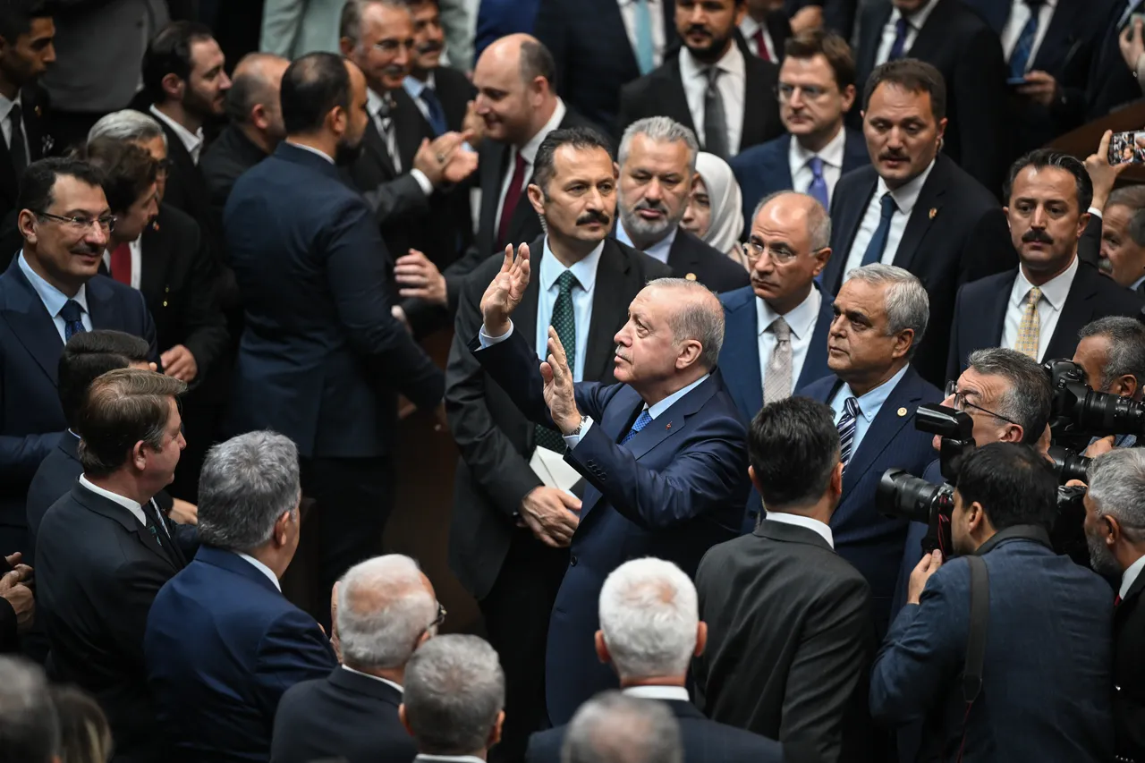 Cumhurbaşkanı Erdoğan'dan CHP'ye uyarı: Yönetim krizi siyaseti felç ediyor