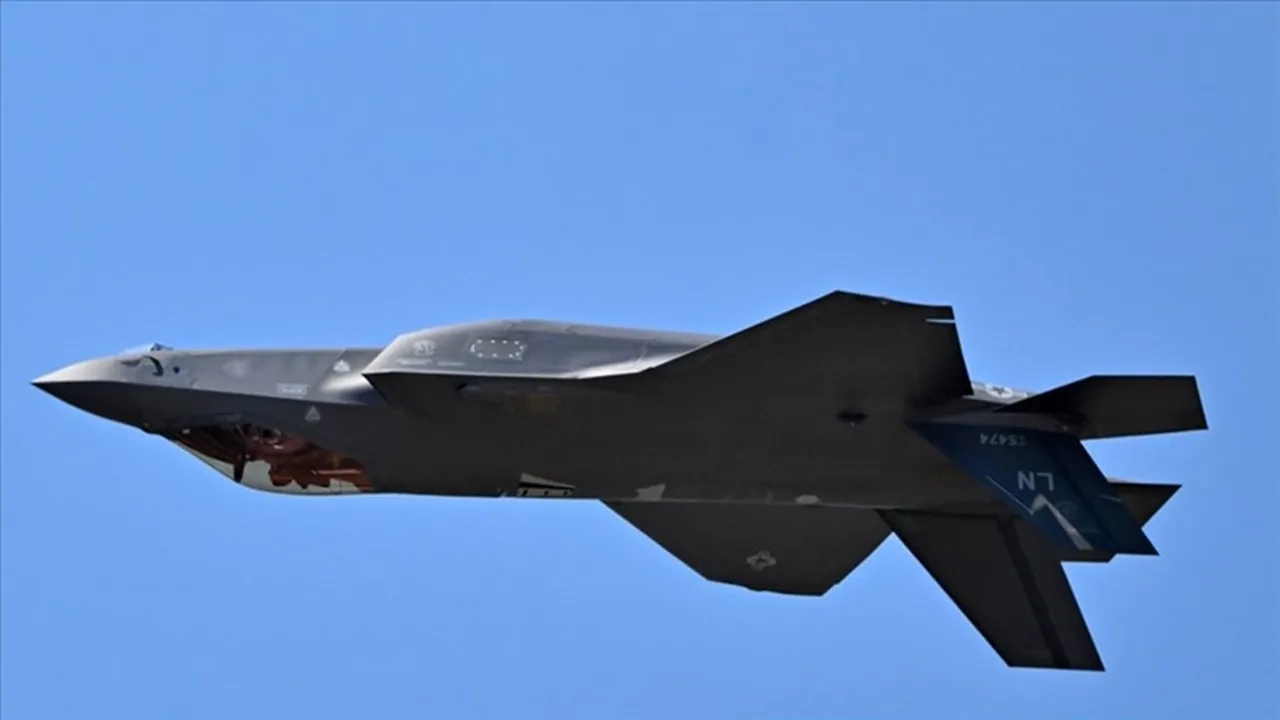 Dünyada kaç F-35 savaş uçağı faaliyette? 832si ABD ordusunda
