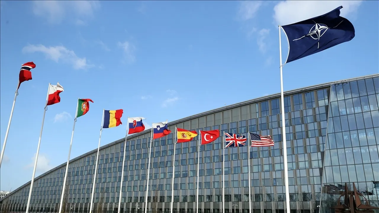 Macron'un gözü Ankara'daki tarihi zirvede! NATO'nun gücü pekişecek