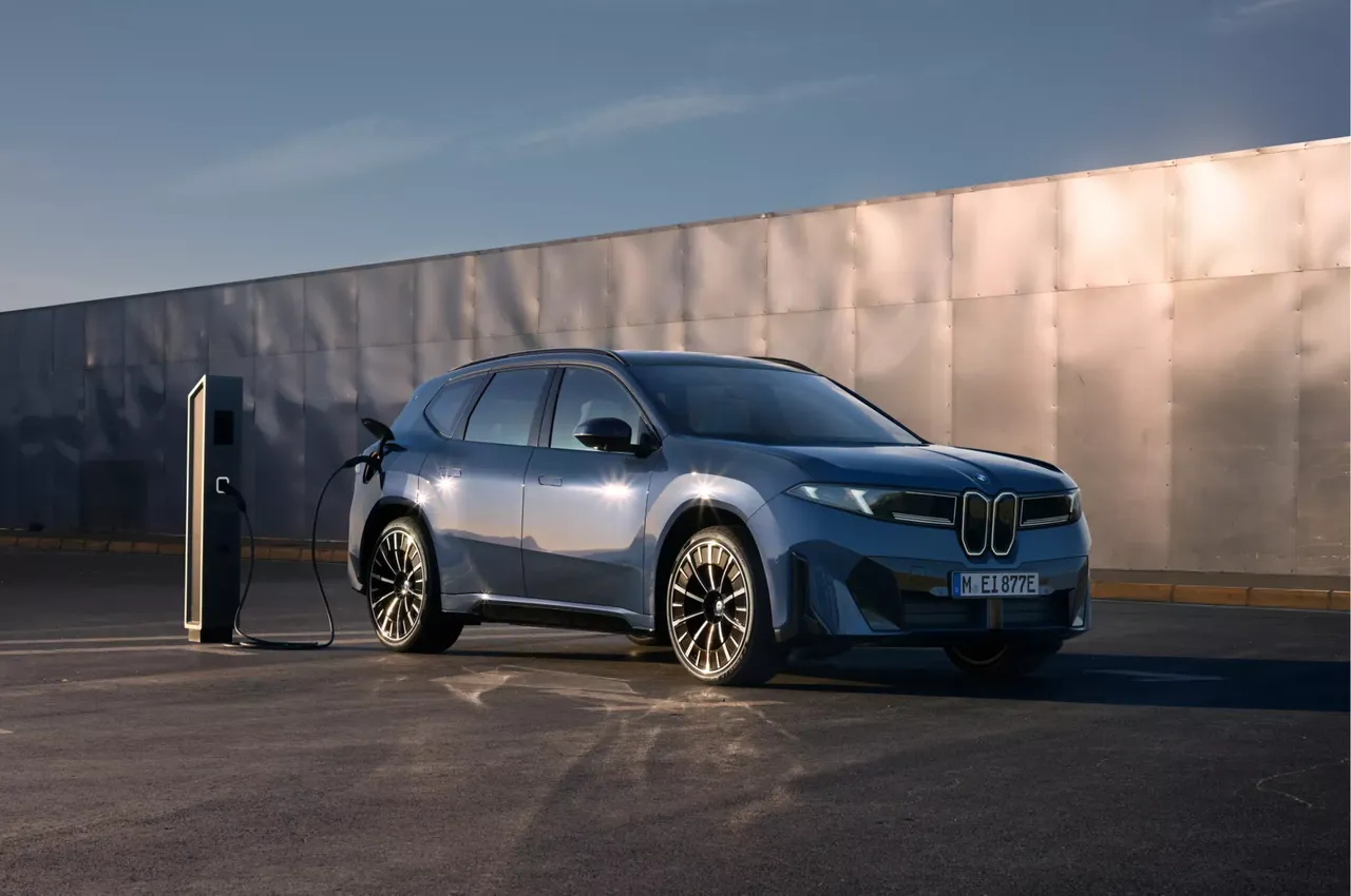 BMW iX3