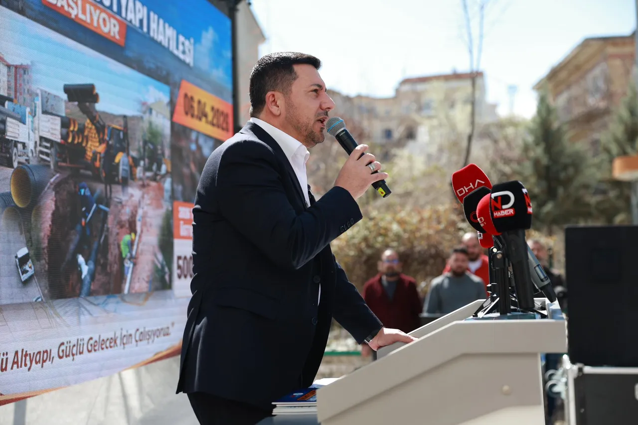 Üç belediye başkanı daha AK Parti'ye geçiyor! Aralarında Mesut Özarslan da var