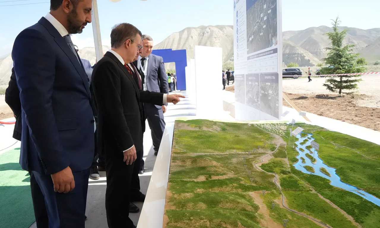 Bölgesel güç olacak! İhlas Holding ortaklığıyla Kırgızistan’da Kazarman HES Kapsül Töreni gerçekleşti