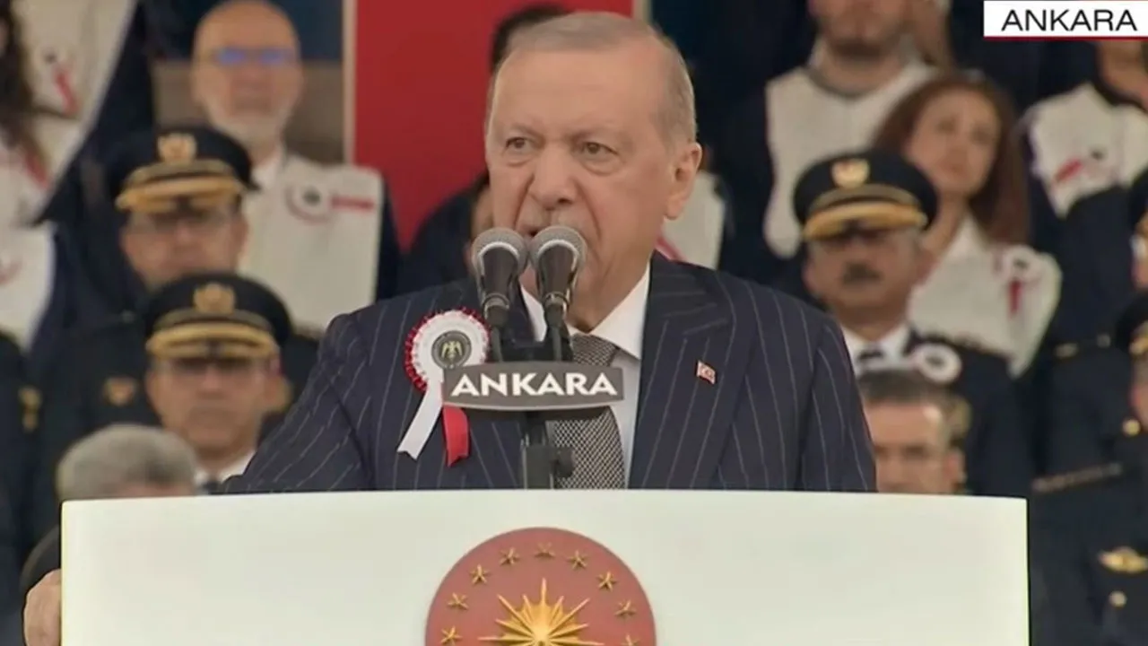Erdoğan'dan yeni polislere mesaj!