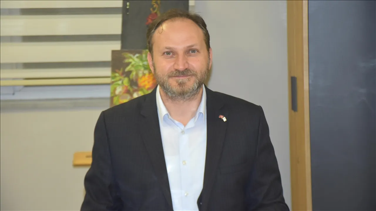 Yeşilay Genel Başkanı Doç. Dr. Mehmet Dinç