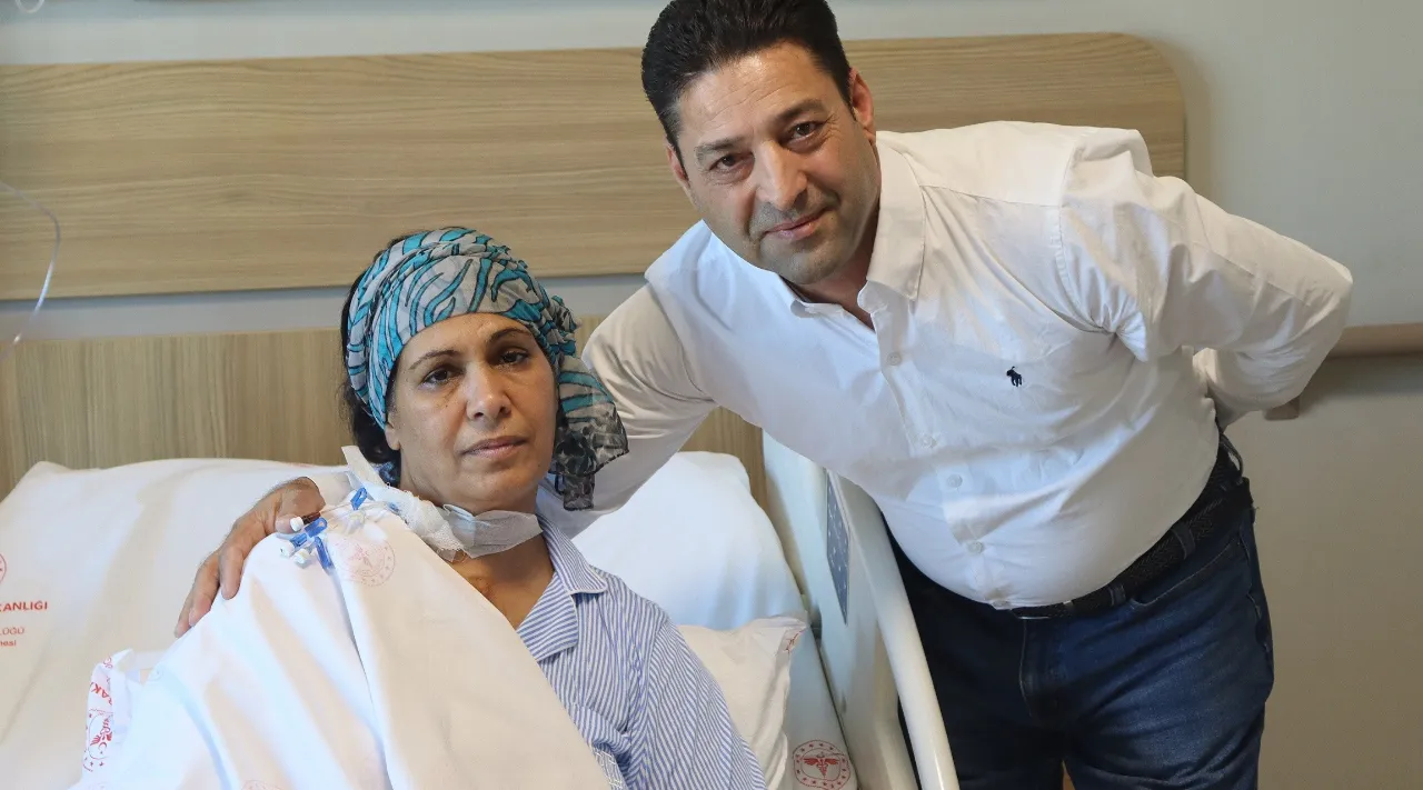 Her şey göğüs ağrısıyla başladı! Dünyayı araştırdı, Türkiye'de şifa buldu