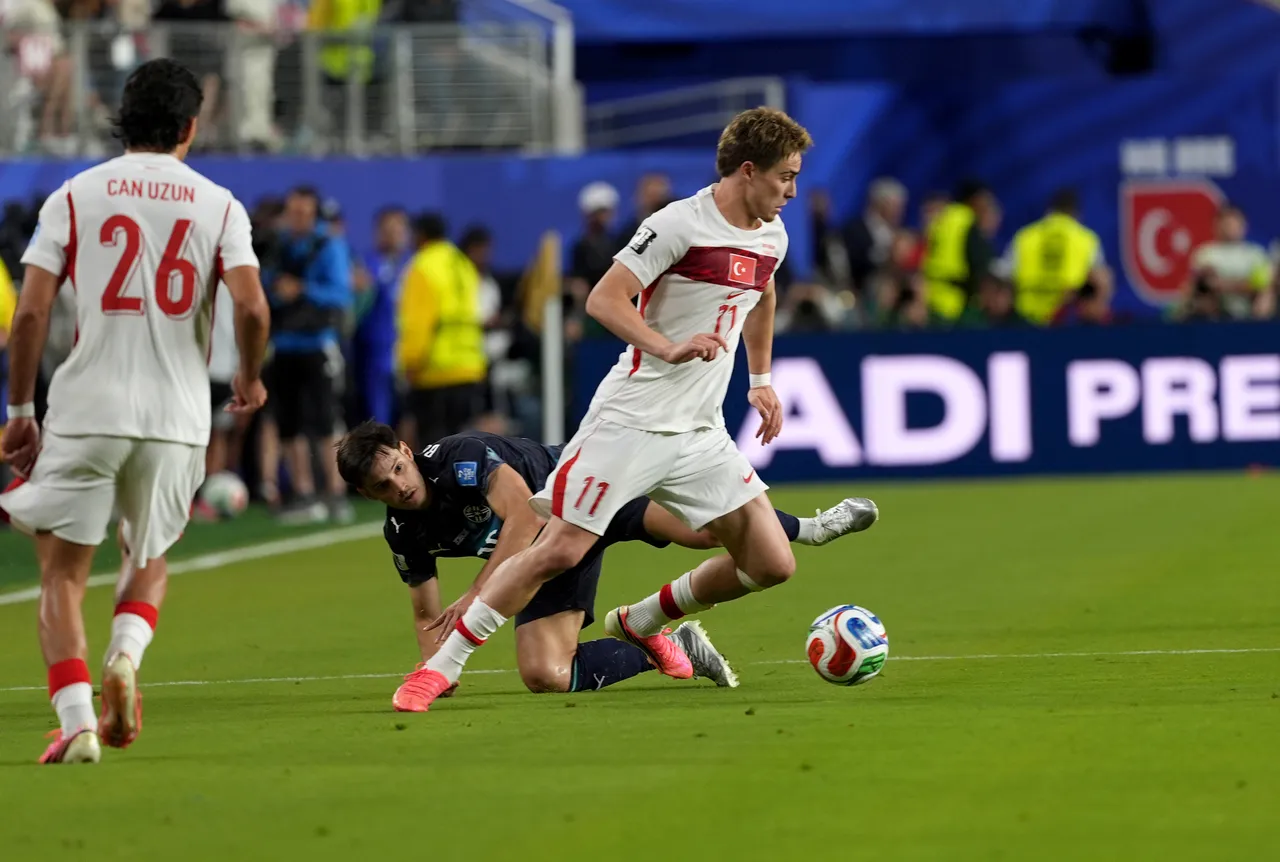 A Milli Takım, Avustralya'ya 2-0, Paraguay'a 1-0 mağlup olarak, son grup maçı öncesi turnuvaya veda etti.