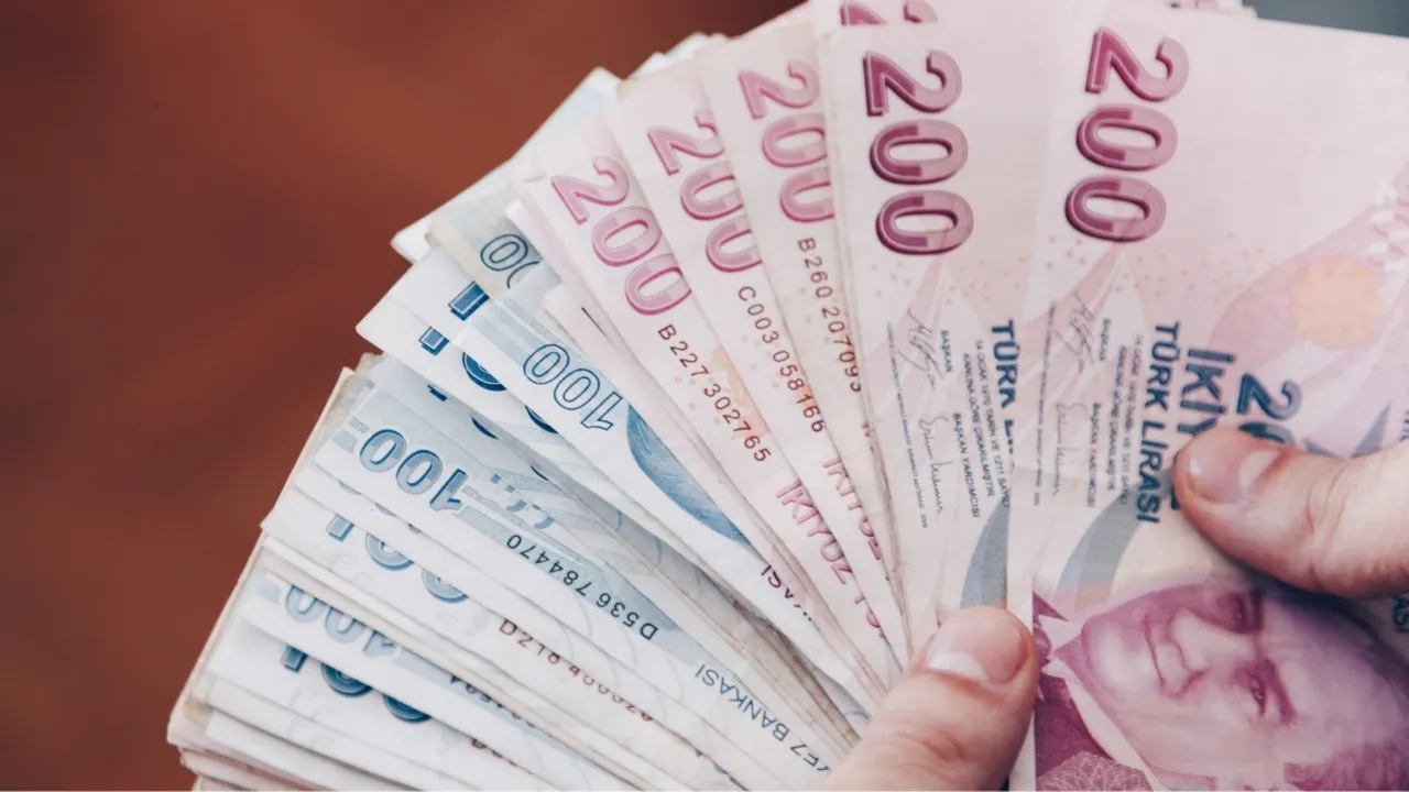 Memur ve emekli zammı için 3 farklı senaryo! En düşük maaş kaç lira olacak?