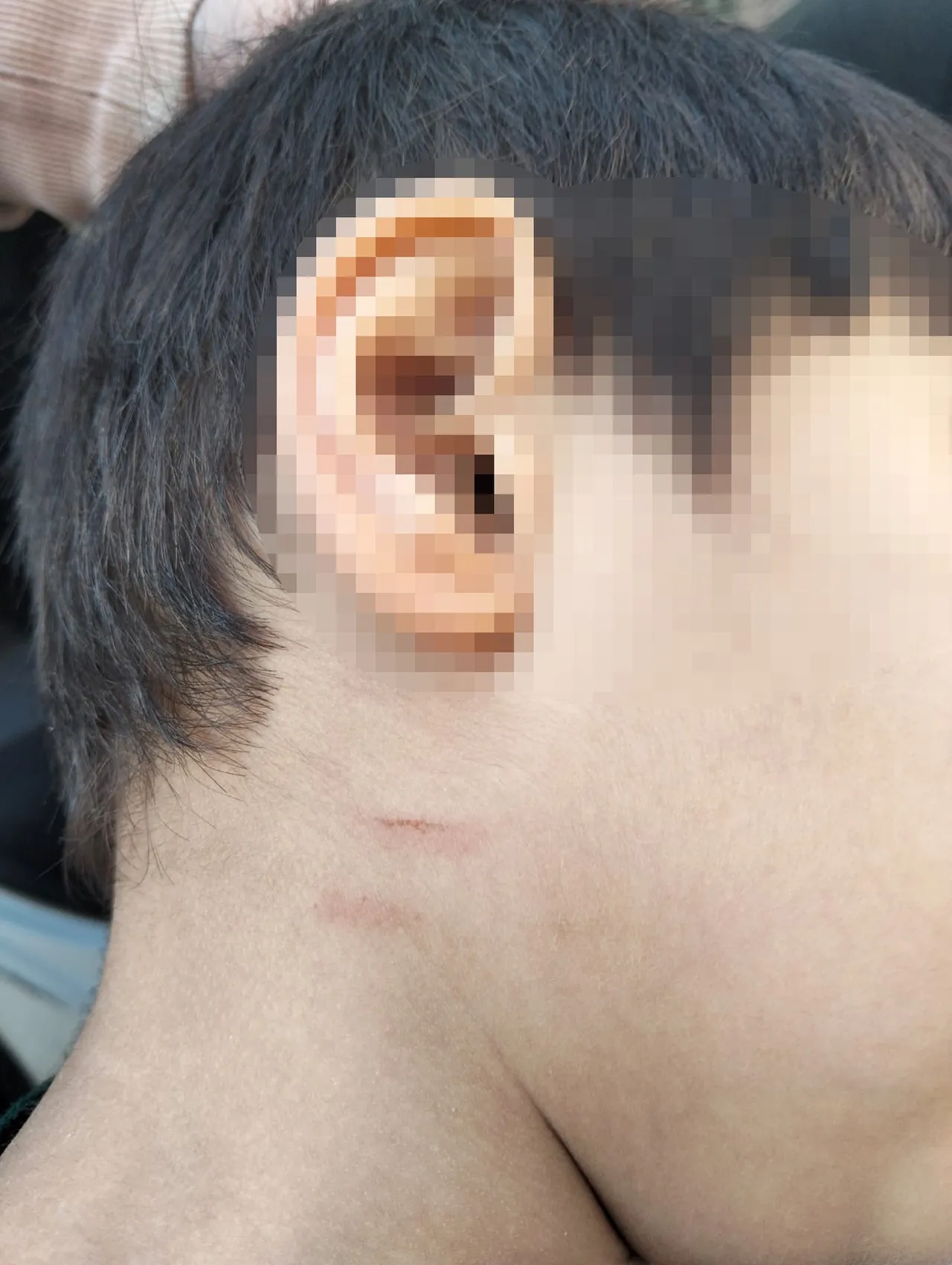 Mersin’de skandal görüntü! 5 yaşındaki otizmli çocuğa şiddet iddiası! Korku dolu gözlerle bakıyordu