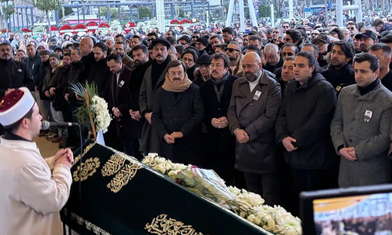Fatih Ürek'in ablasının miras açıklamasına tepki yağdı! "Para edecek her şeyi satacağız"