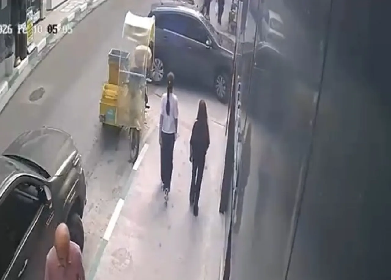 Tokat'ta korkutan kaza! Kontrolden çıkan araç duvara çarparak böyle durabildi