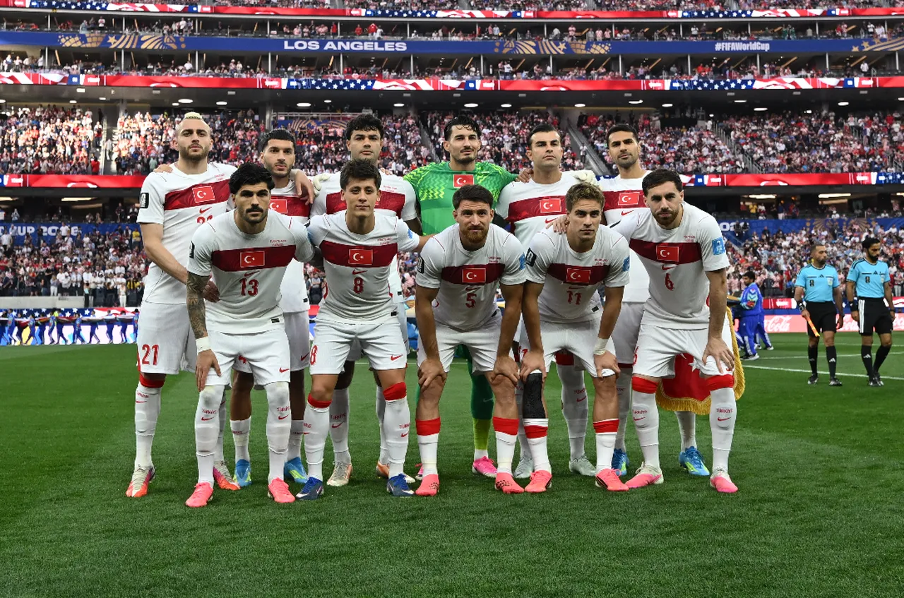 Türkiye Dünya Kupası'ndan elendi mi? 2026 Dünya Kupası D grubu puan durumu