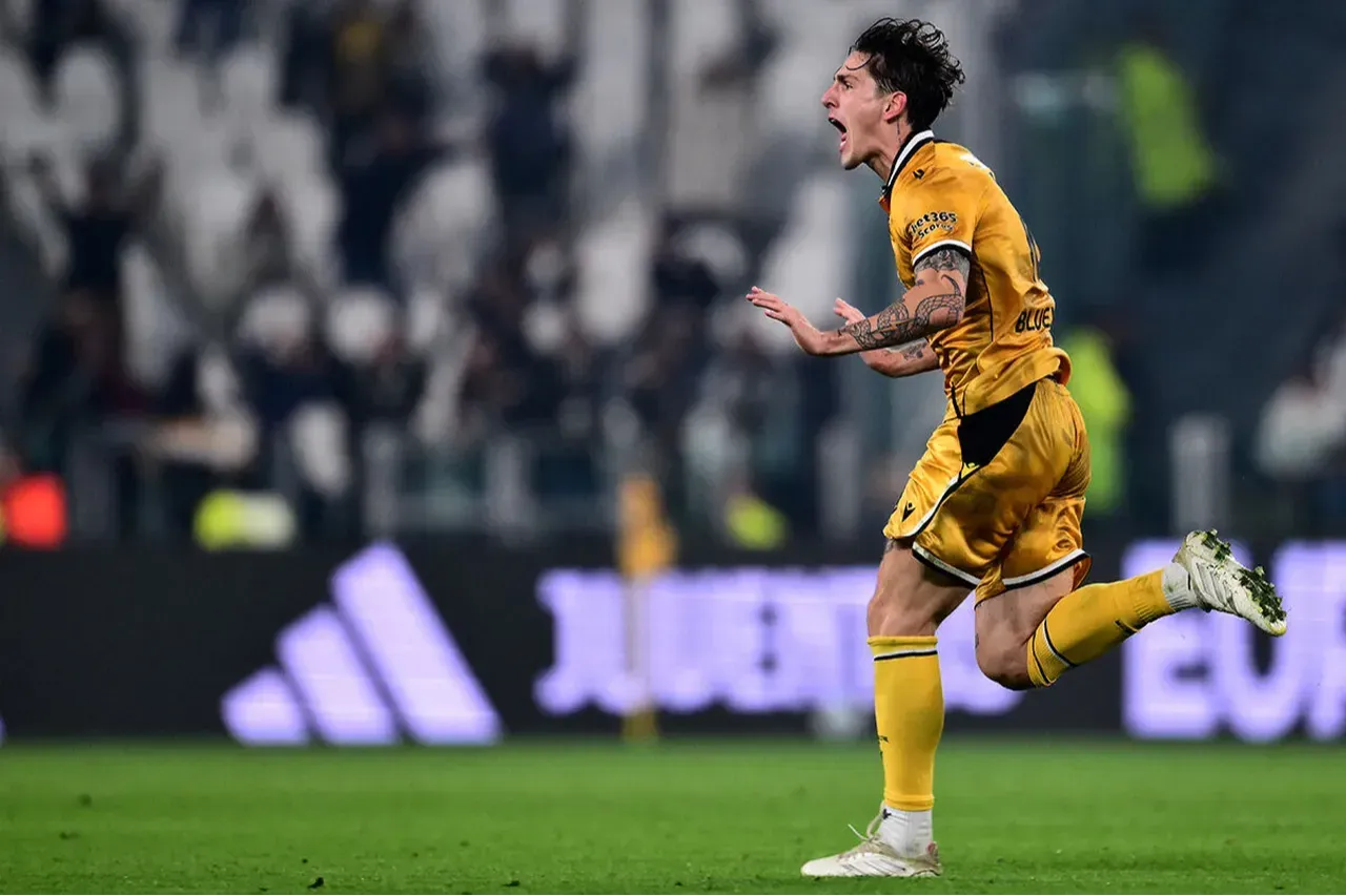 Zaniolo, kariyerinde Virtus Entella, Inter, Roma, Aston Villa, Atalanta ve Fiorentina formaları da giydi.