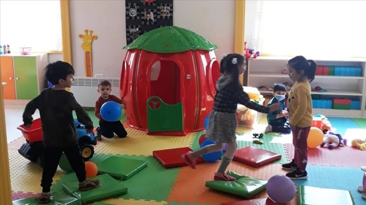 Kreş ve Gündüz Bakımevleri Yönetmeliği Resmi Gazete'de! Kurallara uymayan kapatılacak