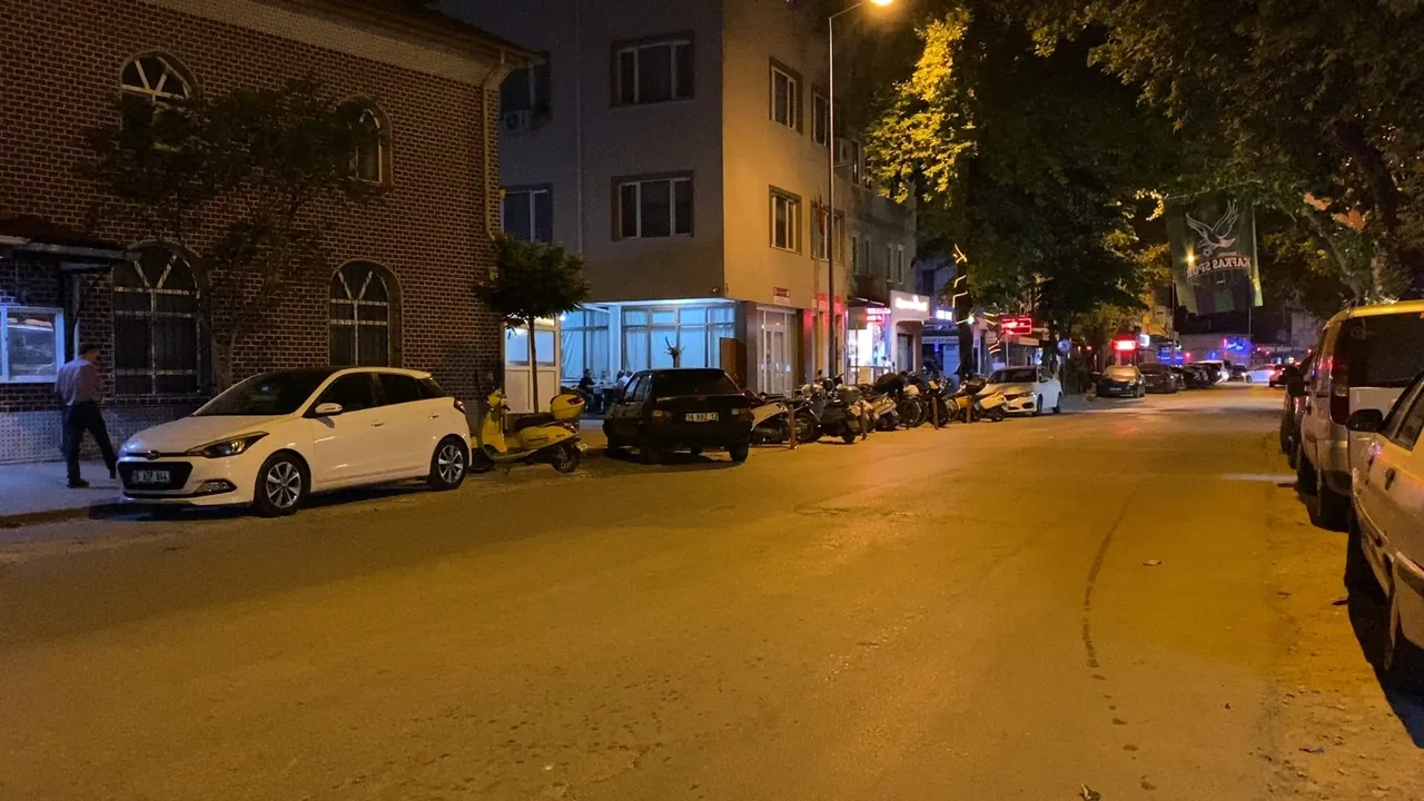 Toprak bastı  tartışması kanlı bitti! İnegölde tartışmalı gelenek devam ediyor