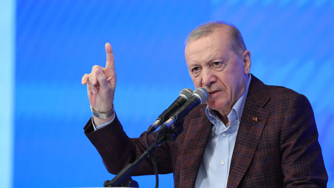 AK Parti kampta iki günü geride bıraktı: Parti politikaları masaya yatırıldı