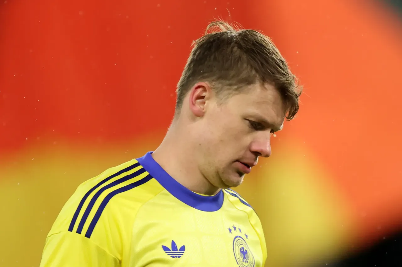 Alman file bekçisi Alexander Nübel