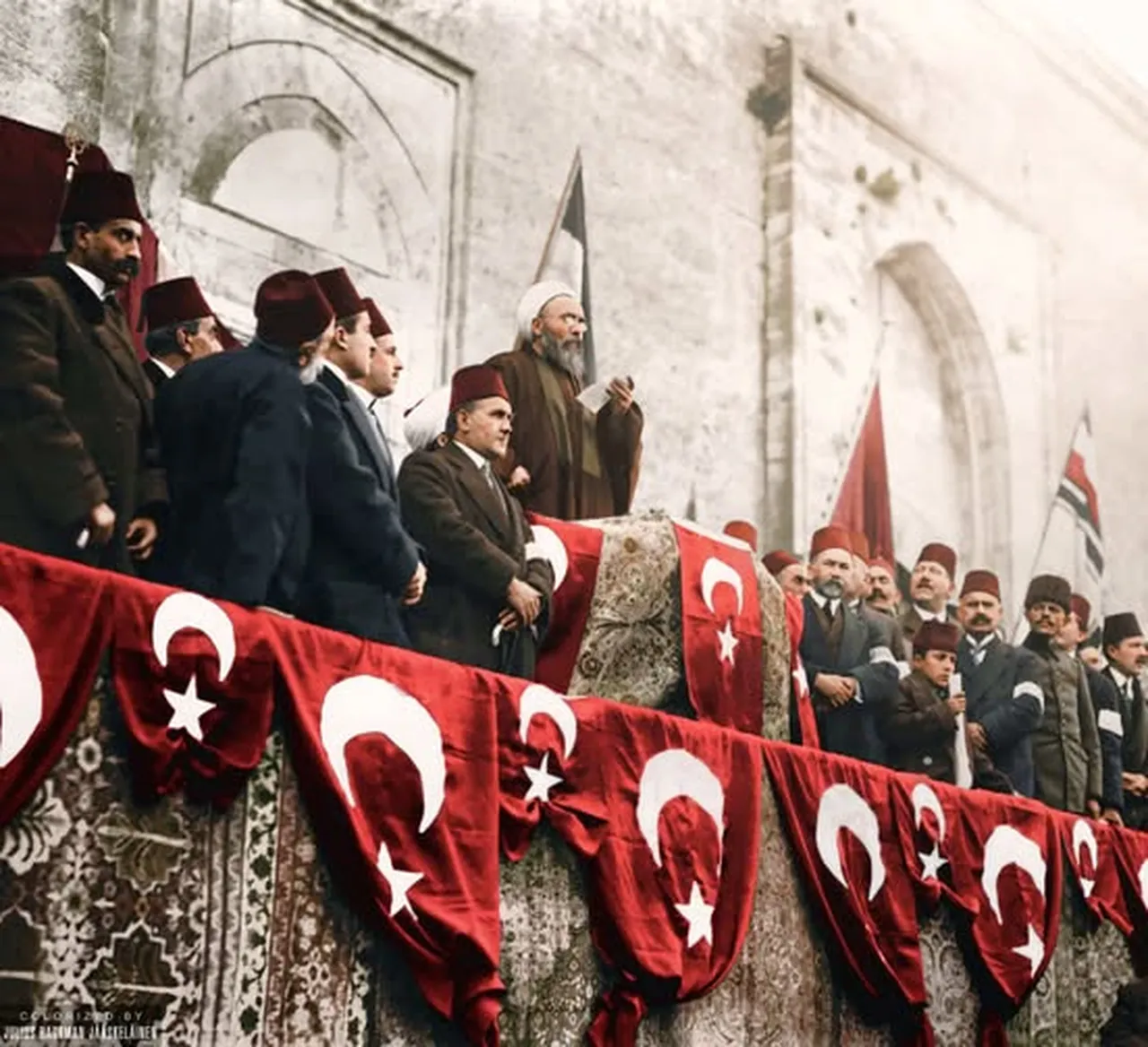 Cihad-ı mukaddes komedyası