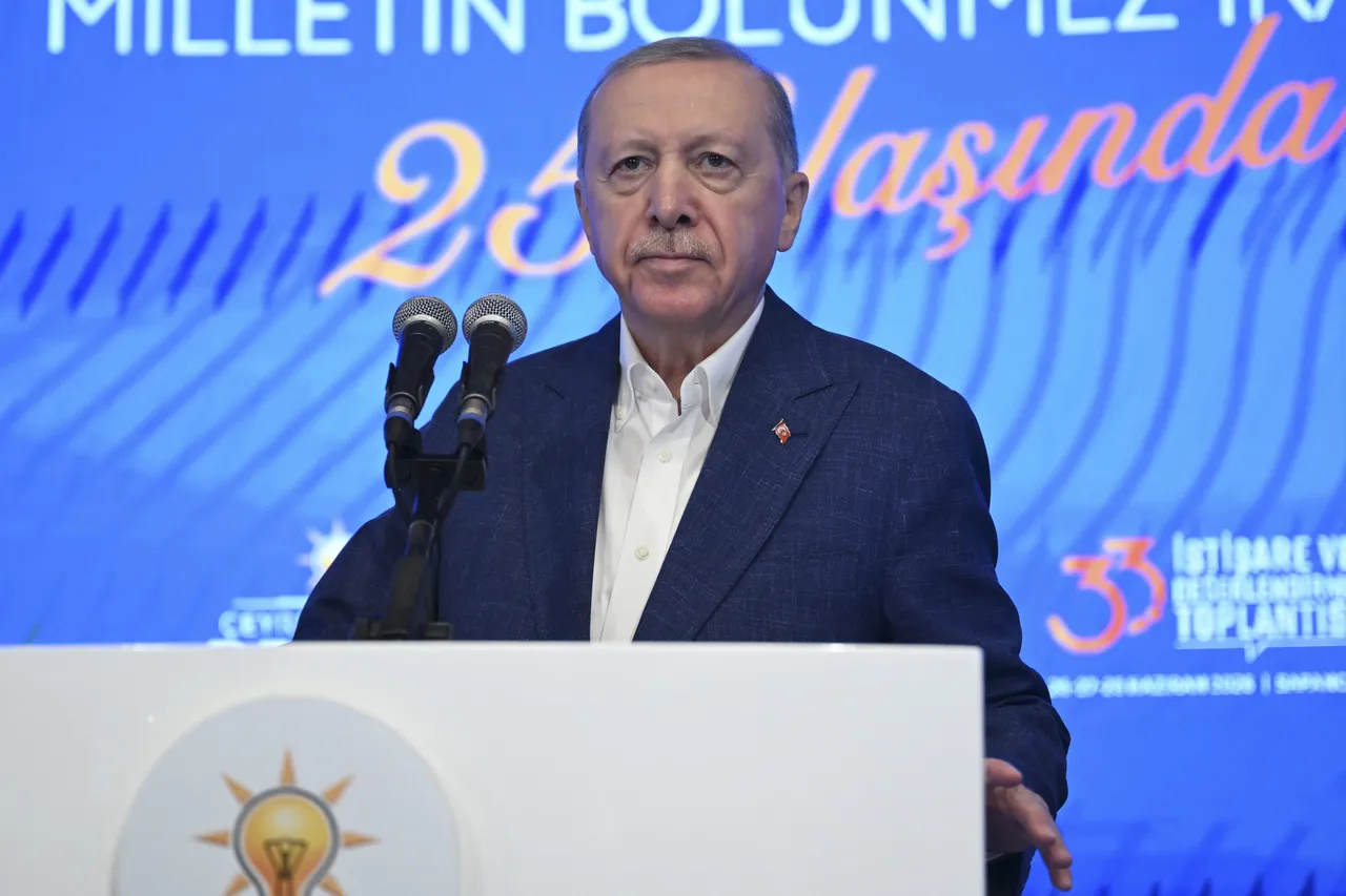 Cumhurbaşkanı'ndan dikkat çeken açıklama: Yorulan varsa kenara gelsin, gelmeyen de meydanın hakkını versin