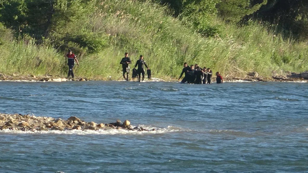 Düğün için gelmişti... Denize giren 14 yaşındaki çocuk hayatını kaybetti