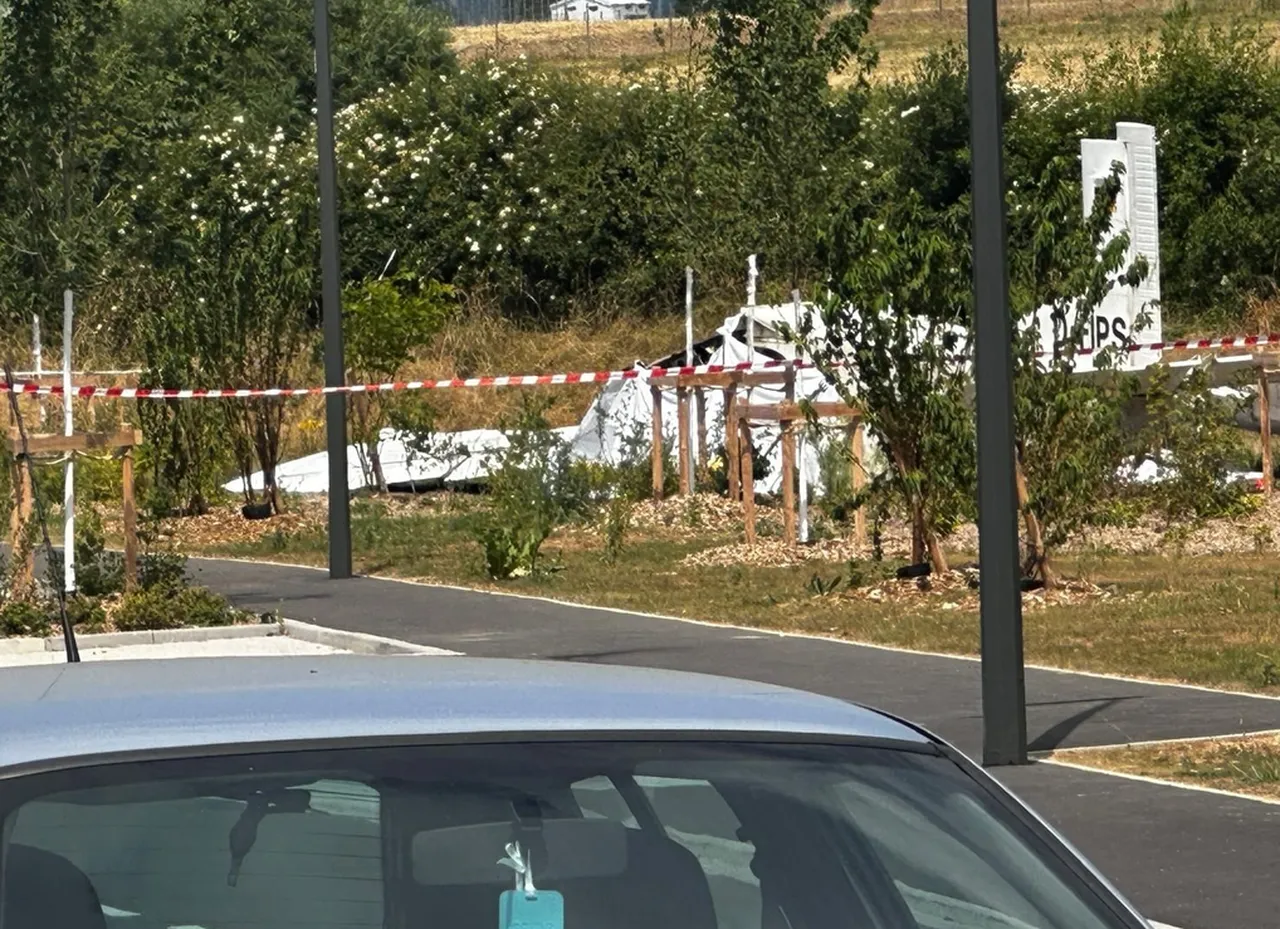 Fransa'da korkunç kaza! Uçak caddeye çakıldı: 11 ölü var