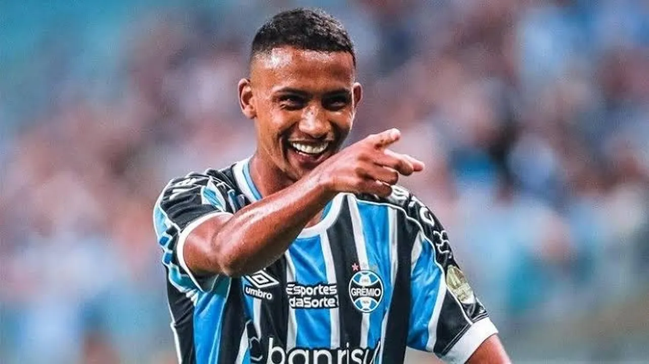 Gremio'dan Andre Henrique