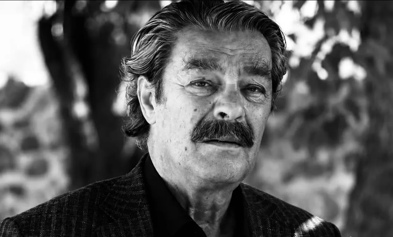 Kadir İnanır'ın çocuğu var mı, evli mi, Jülide Kural kimdir? Usta oyuncu 77 yaşında hayatını kaybetti