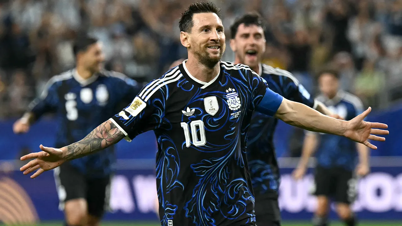 Messi'den her maça yeni bir rekor! Yine attı, tarihe geçti