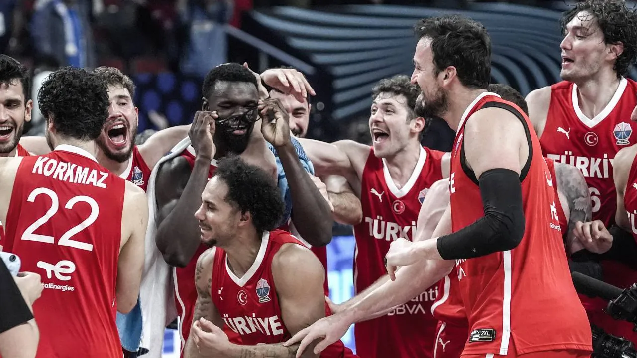Milli Takım'dan FIBA 2027 Dünya Kupası mesajı: Hedef 2'de 2