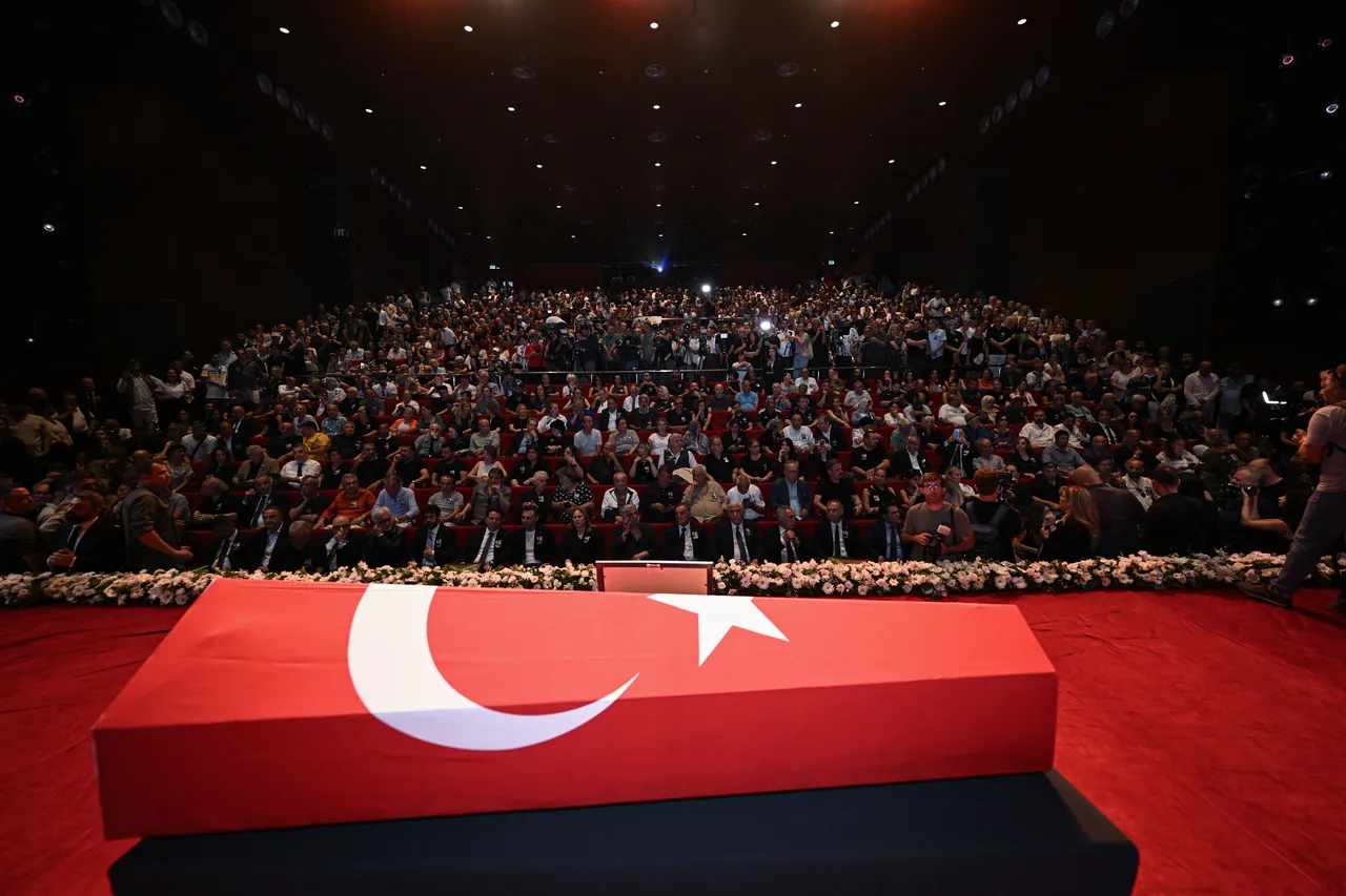 Yeşilçam efsanesi Kadir İnanır’a veda