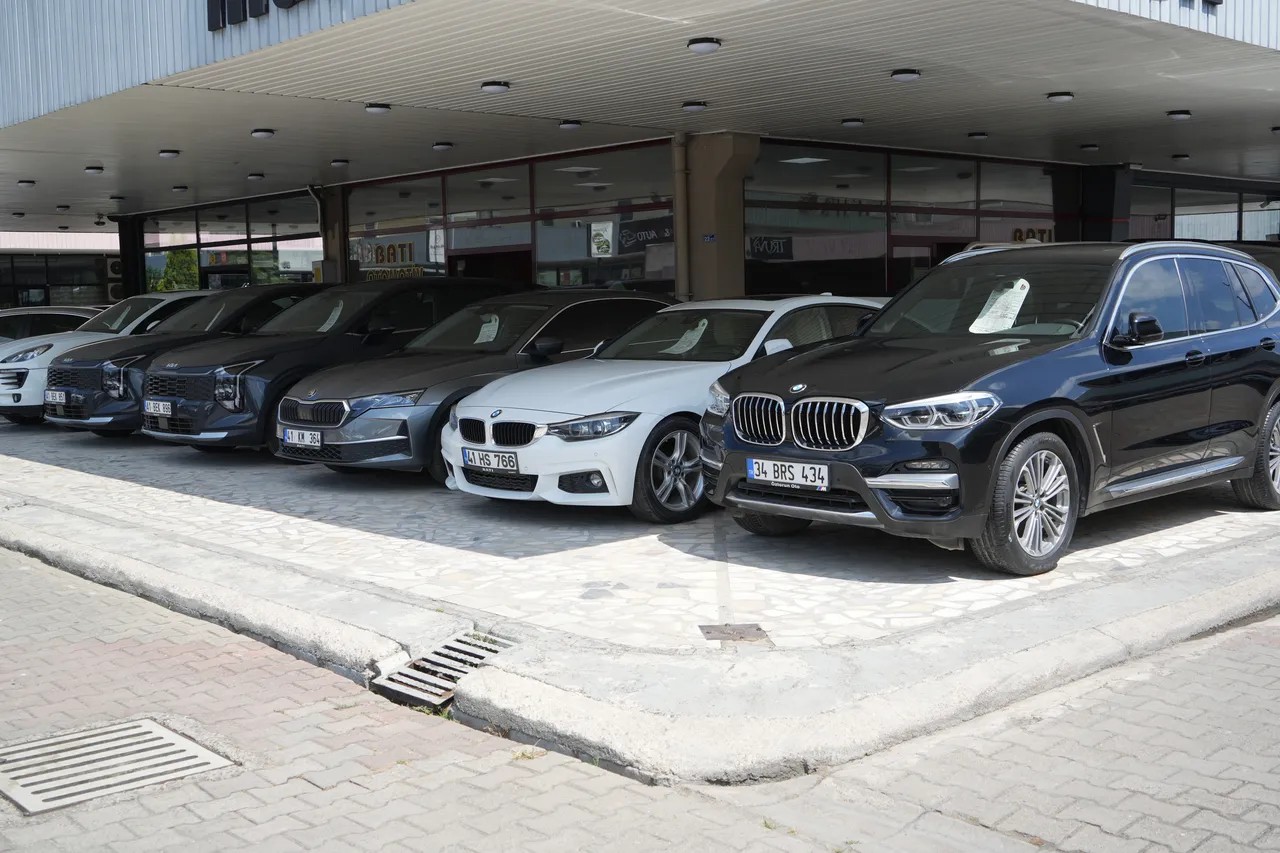 Altındaki düşüş ikinci eli de sıfırı da vurdu: Sektör temsilcileri bile bu kadarını beklemiyordu
