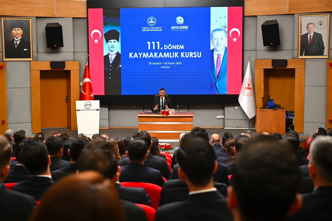 Bakan Çiftçi'den kaymakam adaylarına: Sosyal medyayı şov amaçlı kullanmayın